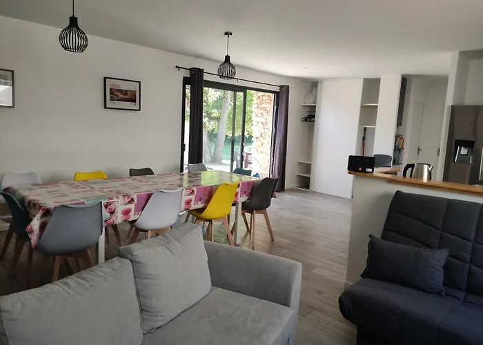 بيت للعطل La Maison Du Moulin Pres Lascaux Auriac-du-Périgord